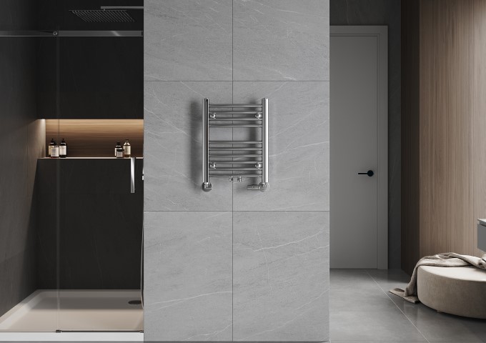 kroomitud vannitoa radiaator